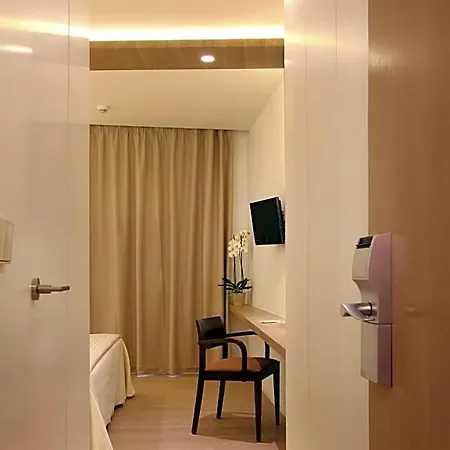Hotel Carlos I 4*
