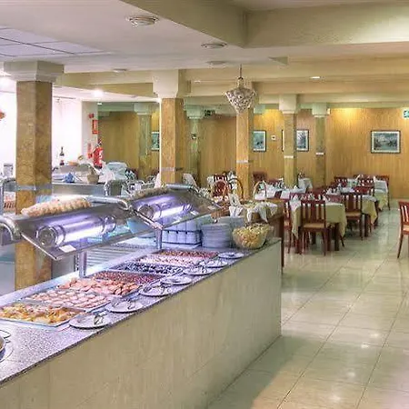 Carlos I מלון 4*
